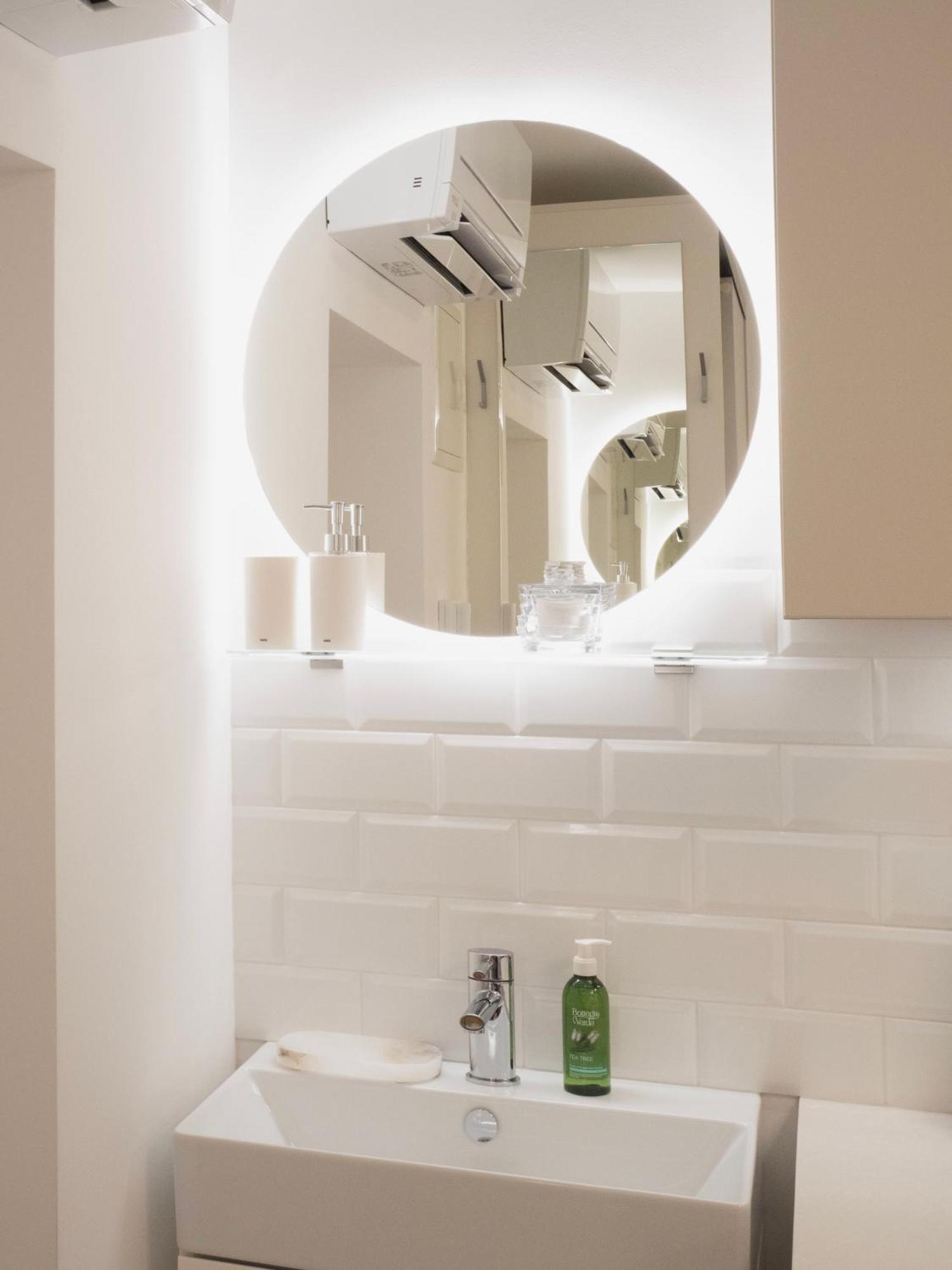 Pinia Centre Modern Apartma
